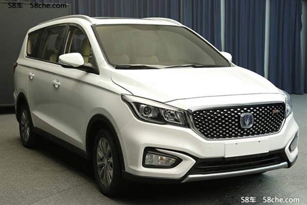 长安凌轩1.5T内饰图曝光 配备全景天窗