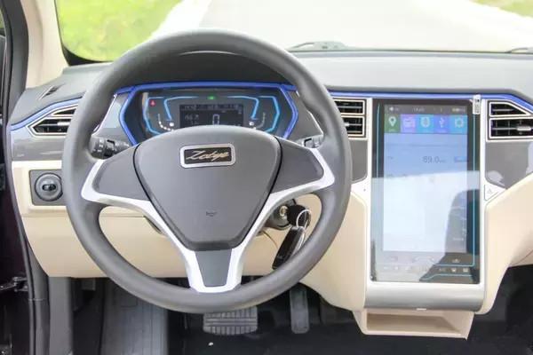 颜值吸晴、实力圈粉, 芝麻也能当干粮