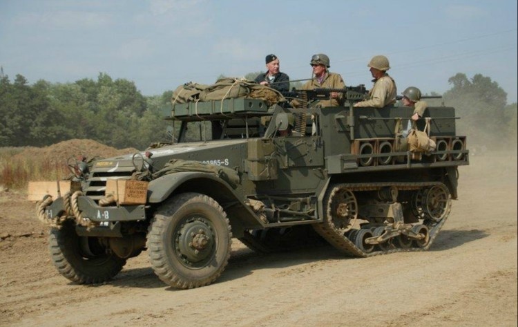 朝鲜军车发展史，除了中国谁还给他送过车？