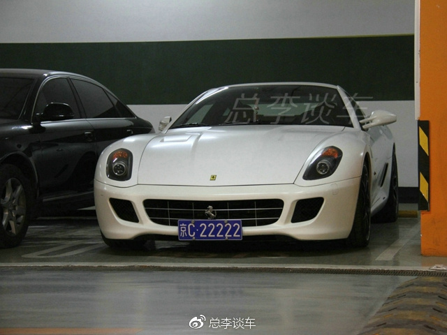 京C11111到99999，牛牌都价值百万，绝大多数车超过10年