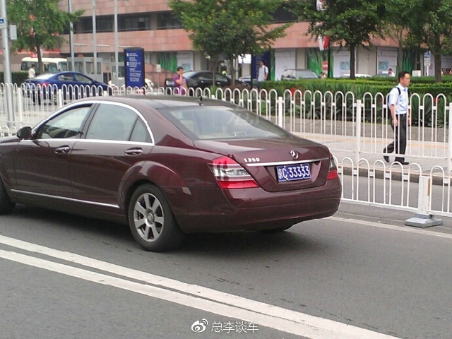 京C11111到99999，牛牌都价值百万，绝大多数车超过10年