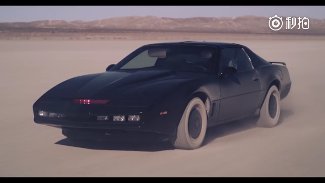 霹雳游侠 《knight kider》电影回归,依旧是 david.