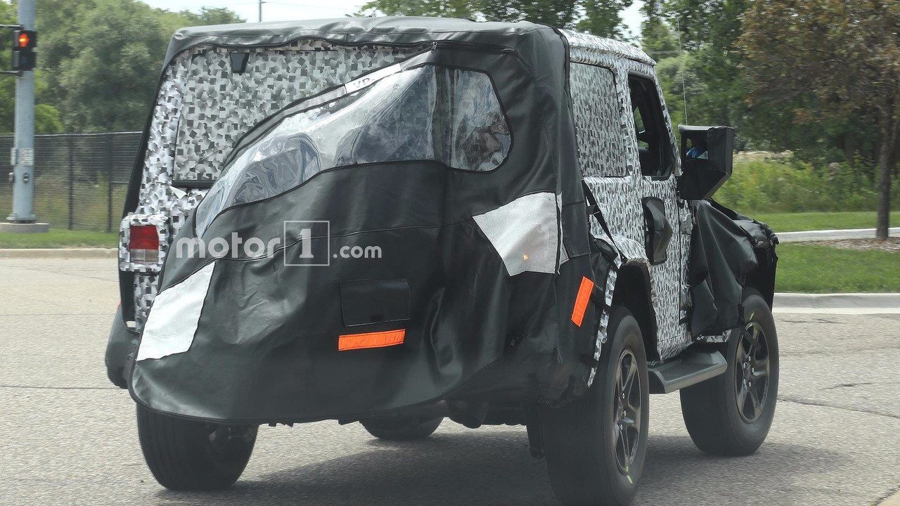 2018-jeep-wrangler-spy-pics (5).jpg