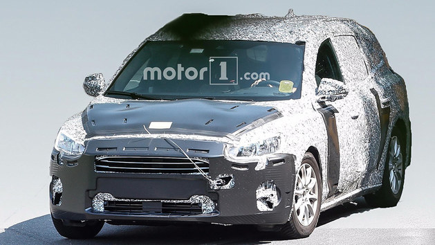 曝福特福克斯旅行版 尺寸增大配置提高