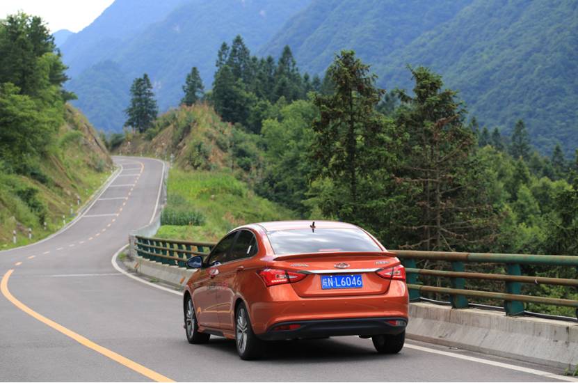 征服大别山，奇瑞艾瑞泽5 SPORT首度山路体验