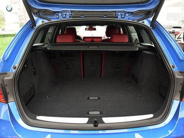 是不是真的“在生活” 买过这四台旅行车才知道-图14