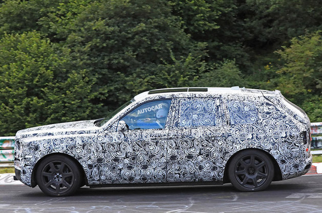 劳斯莱斯SUV纽博格林测试谍照首度曝光