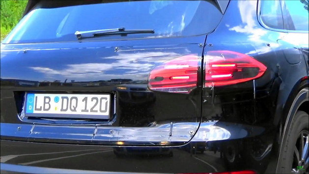 保时捷全新卡宴谍照曝光 有望于9月亮相