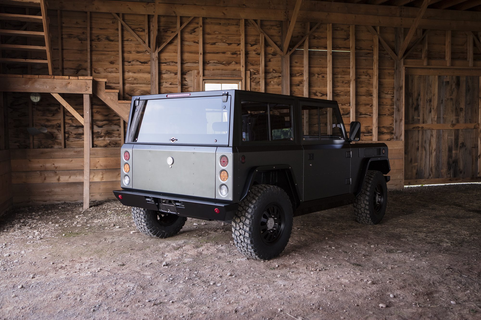 组图属于硬汉的电动汽车bollingerb1原型车曝光