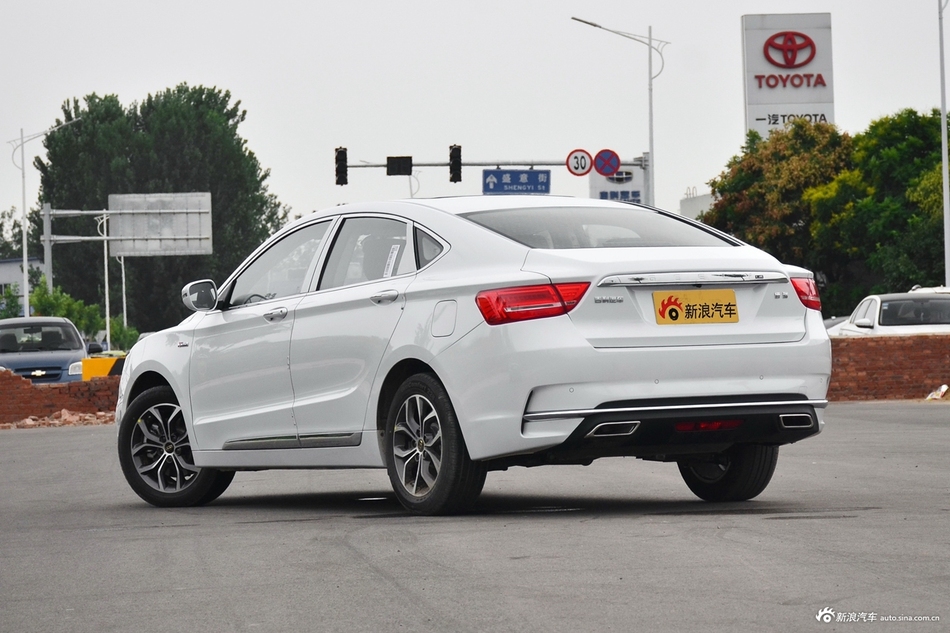 2017款吉利博瑞1.8T尊贵型