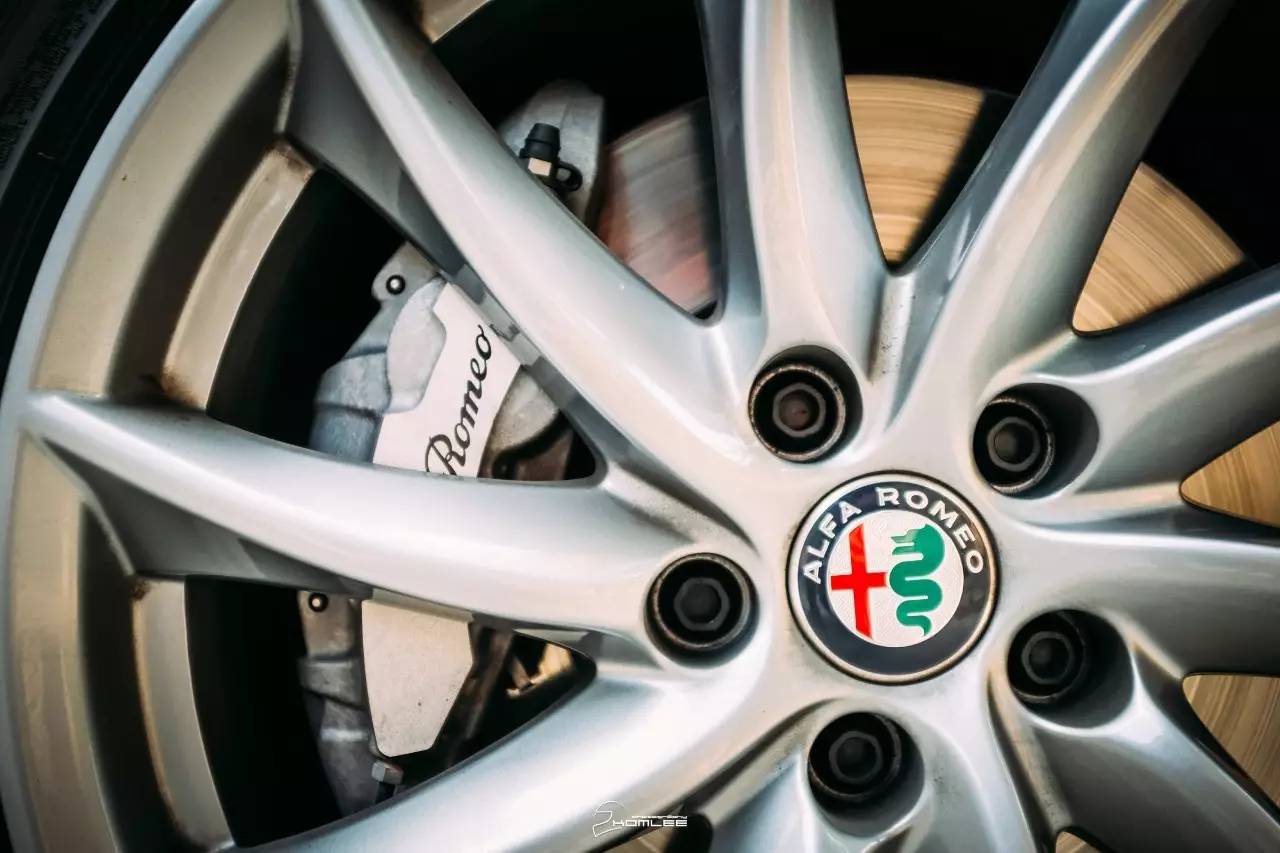 一如年少模样丨试Giulia