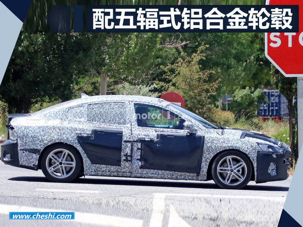 全新福特福克斯谍照曝光 搭1.0T/1.5T/2.0L动力-图4
