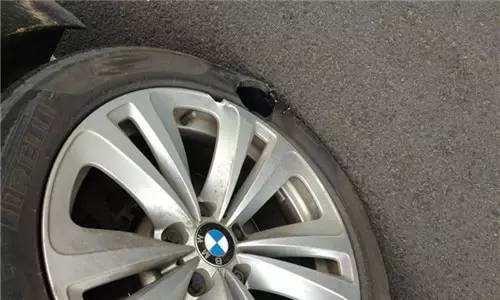 行驶时爆胎 学会这些措施离安全更近一步