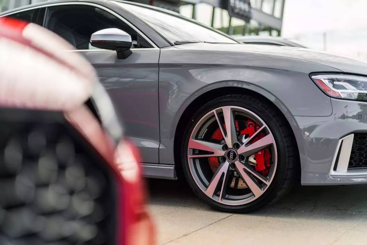 两厢可能更贵，如何选配一台个性化奥迪RS 3！