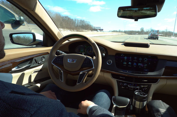 体验通用Super Cruise，超车还要司机搭把手| 视频