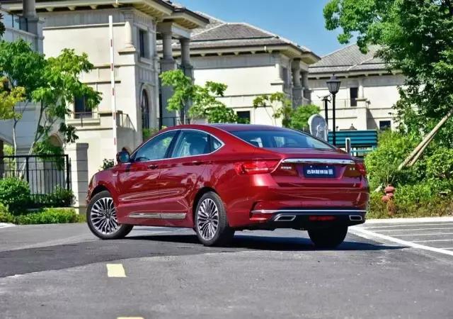 不到10万！真正自动挡宝骏560上市，还有7座可以选！