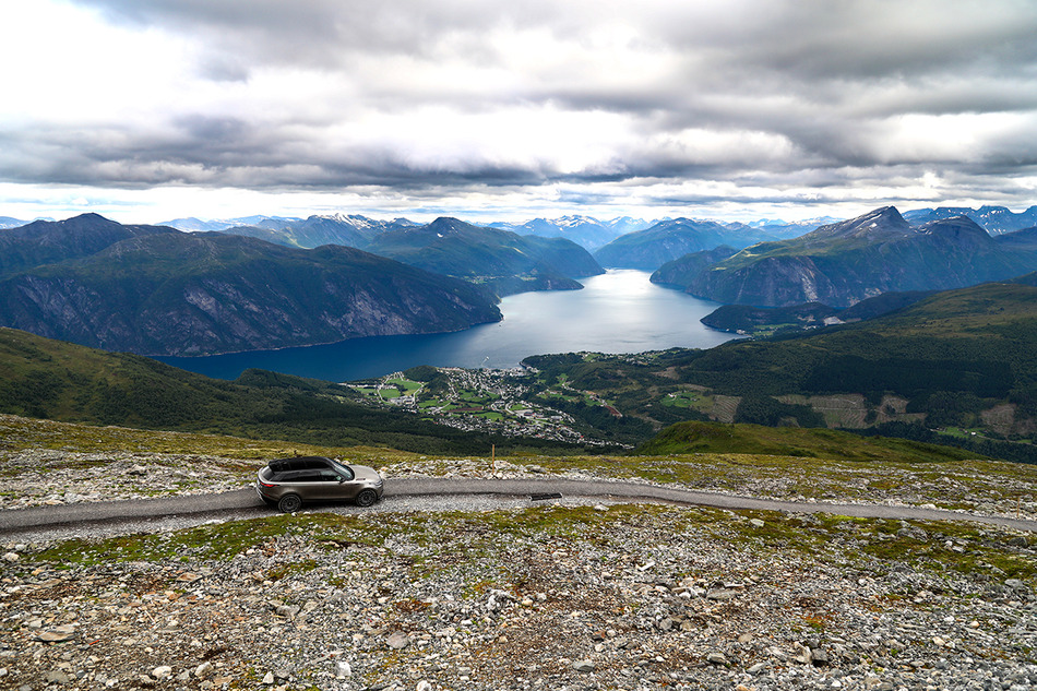 试驾路虎揽胜星脉