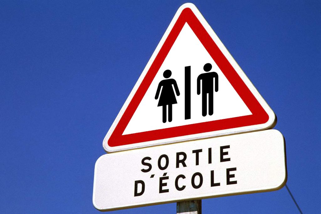 贴上一张纸条就识别错误 路牌成自动驾驶最大安全隐患