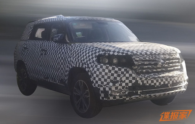 曝北京汽车全新SUV谍照 或与BJ20同平台