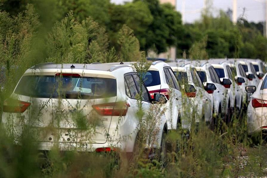 看过才知道！买新车不注意这2点，小心买到残次品