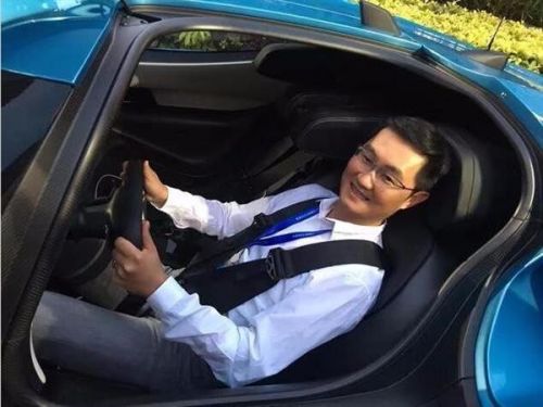 1000万Q币换来的豪车 马化腾座驾：开着就是爽