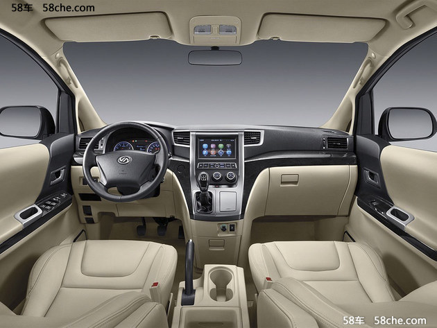 北汽瑞丽道达V8官图发布 1种动力/3款车