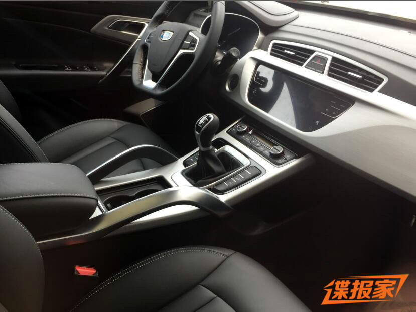 吉利新款博越谍照实车曝光