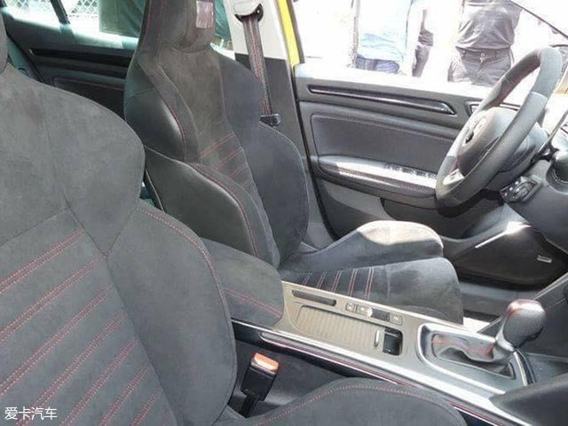 梅甘娜R.S.内饰谍照