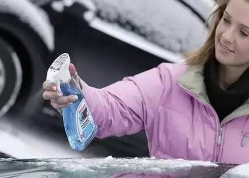 汽车挡风玻璃擦不干净？90%的人不知道该这么做！