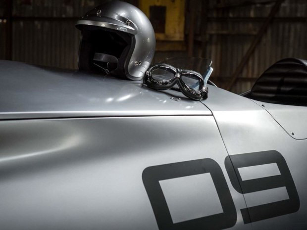 英菲尼迪Prototype 9 纯电动/复古造型