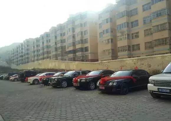 西北豪车第一县豪车遍地，车展一口气能买数百万豪车！