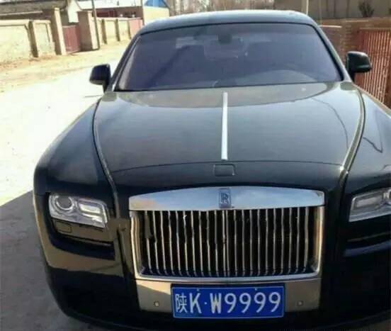 西北豪车第一县豪车遍地，车展一口气能买数百万豪车！