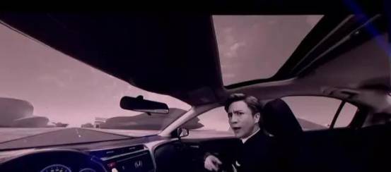 当做潮牌的段子手“开起了车”，薛之谦这次玩嗨了！