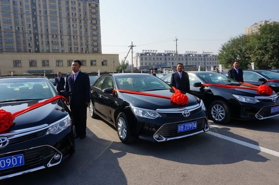 为什么你总能约到“她”来看看这四款主流中级车-图1