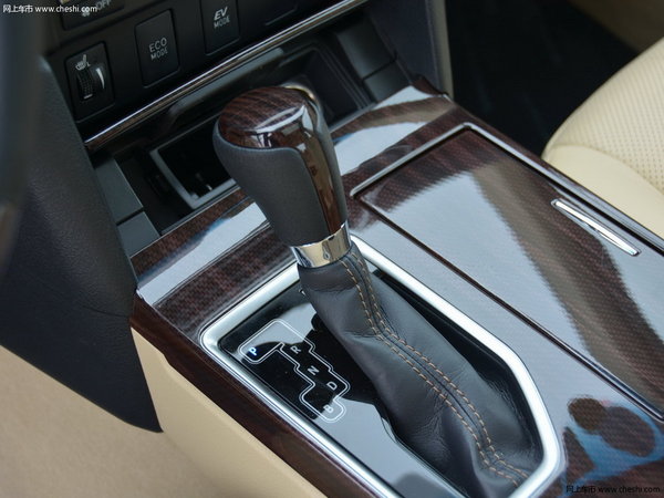 为什么你总能约到“她”来看看这四款主流中级车-图10