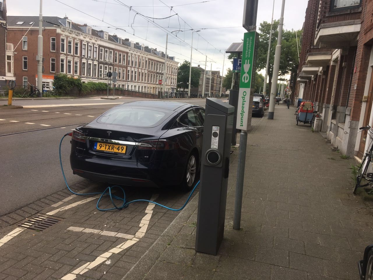 [转帖]通过新能源弯道超车？欧洲车企跑得也不慢!