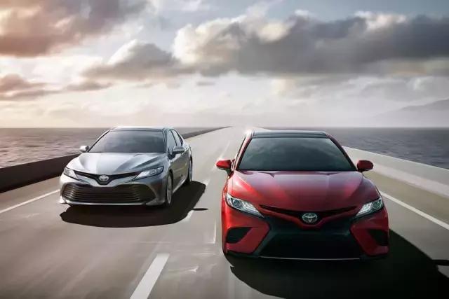 爆款B级车！全新凯美瑞/雅阁已难耐饥渴!谁更值得买?