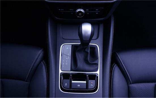 满载全家幸福 宋MAX首搭1.5TID黄金动力