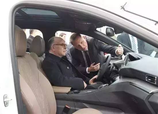 27万元不到就能拥有法国总统座驾是一种怎样的体验？