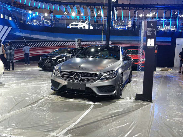 2017成都车展探馆！ 奔驰C43 COUPE版亮相-图2