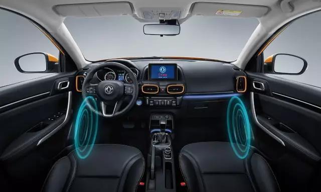 东风风神黑科技“军团”再添猛将，小型SUV AX4强势登陆成都车展