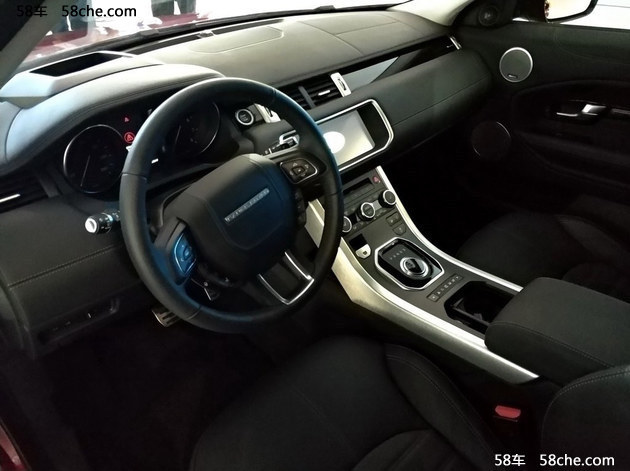 成都车展 2018款路虎揽胜极光搭最新动力