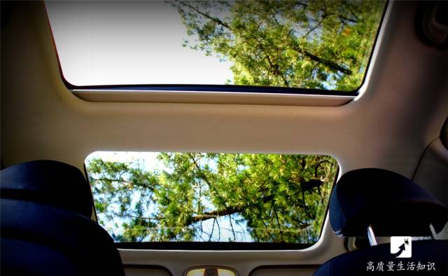 汽车天窗竟然有这6大妙用，千万不要浪费了！