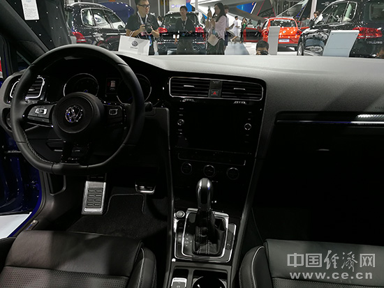 本土合作移动互联 大众进口车多款新车亮相成都