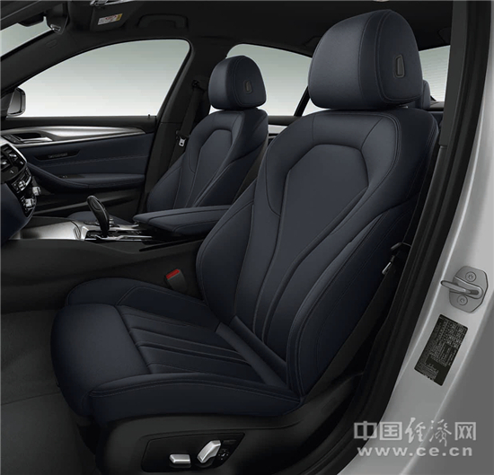 全新BMW 5系标准轴距版强势来袭