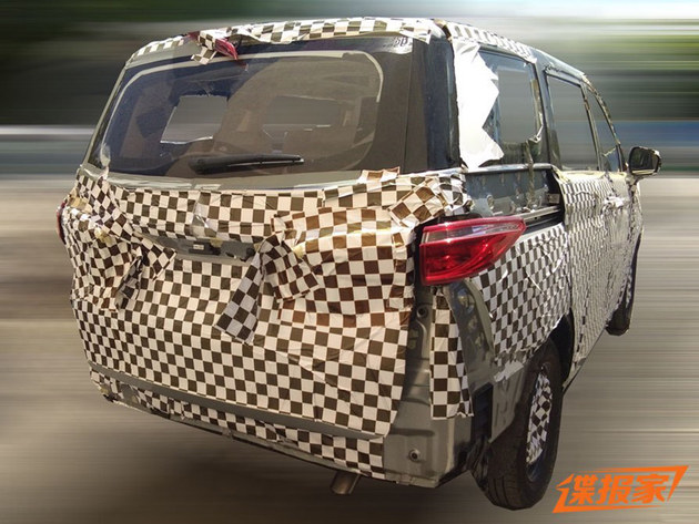 曝长安欧尚全新MPV谍照 采用侧滑门设计