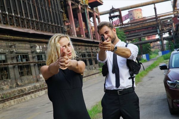 东风日产再度呈现特工大片——“特工零零零：黄金之眼”-图3