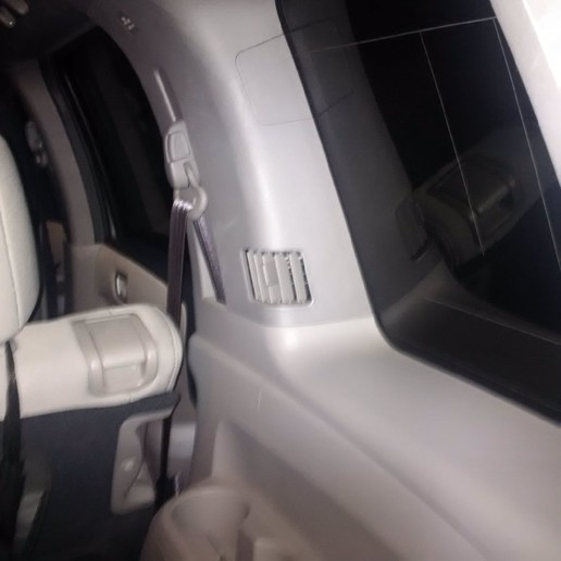 孤独的飞行员——本田Pilot。