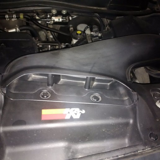 孤独的飞行员——本田Pilot。