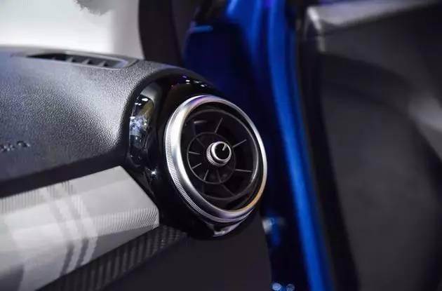 名爵3靠这黑科技结束本田飞度时代，提前开启自主国民神车时代